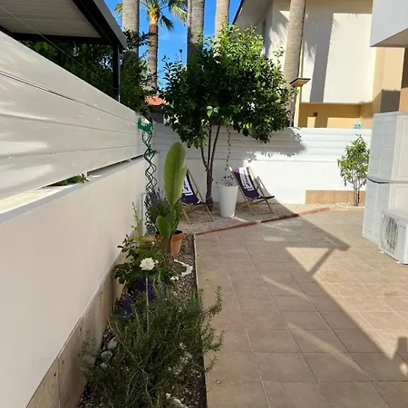 Enalos Hébergement de vacances Pýla